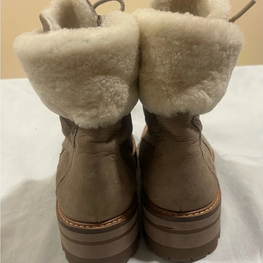 Timberland Women's LIGHT Brown Lace Up Fur Boots - Picture 5 of 7